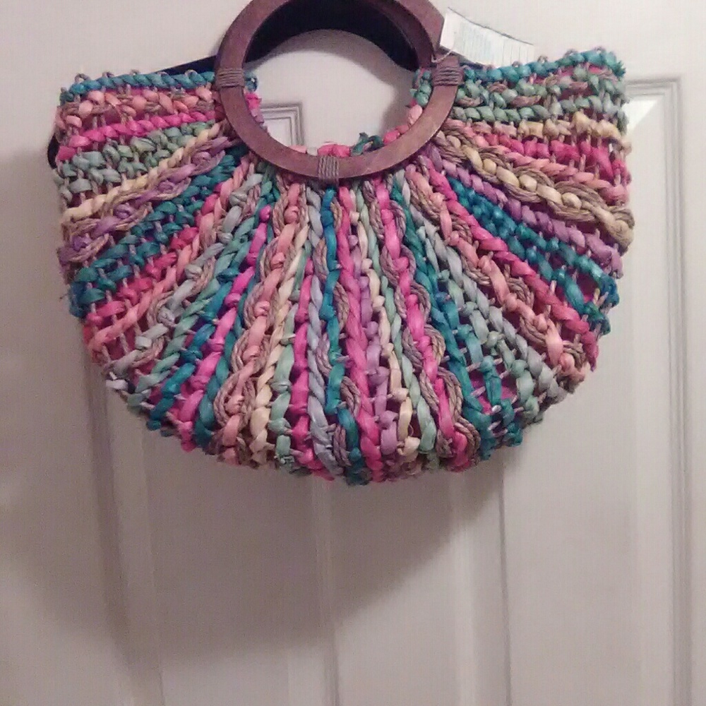 Straw bag